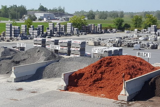 Canlok yard 2