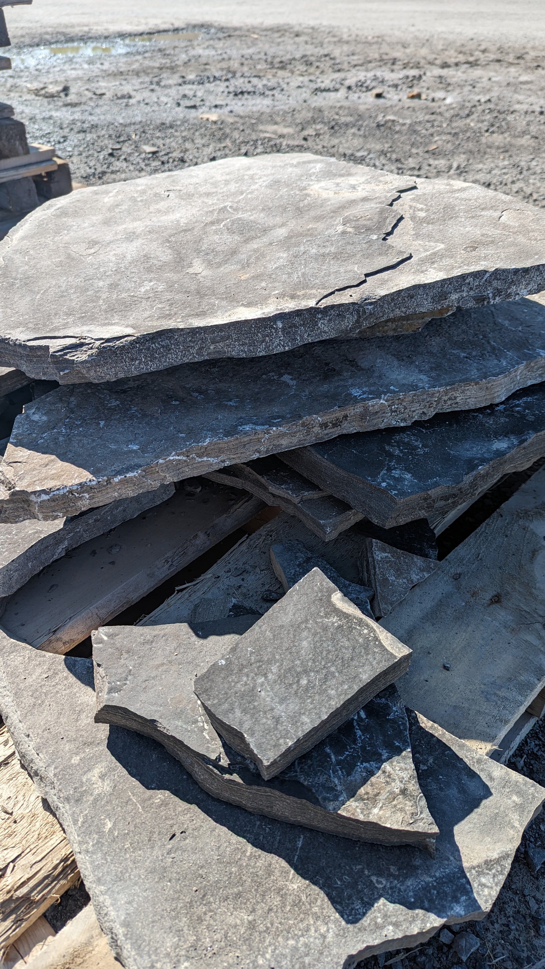 Natural Flagstone - Random Size | Canlok Stone